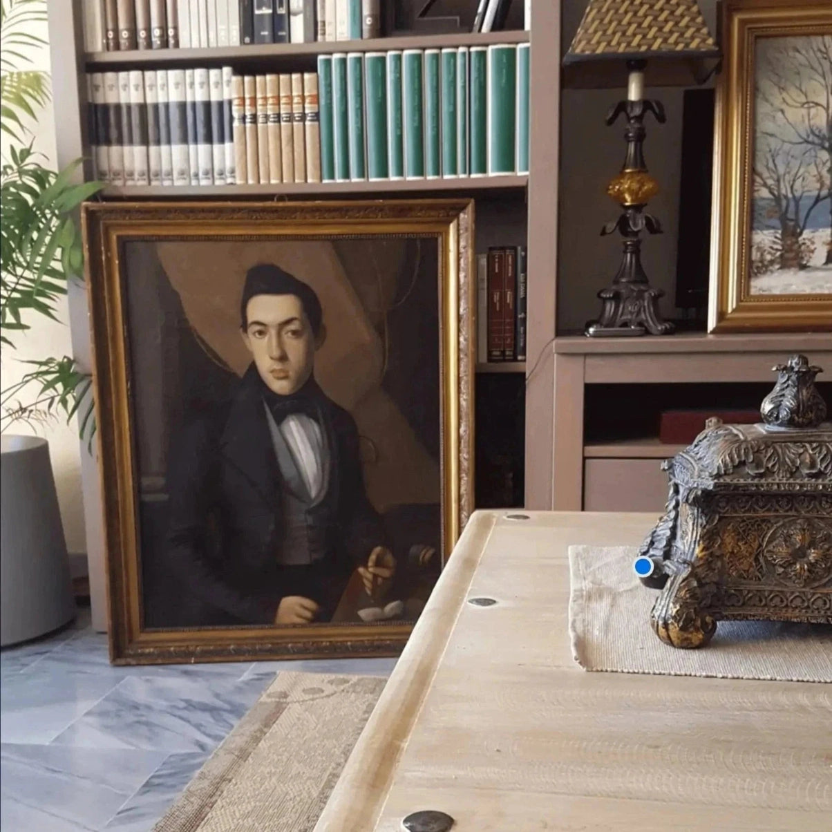 Winckelmann Gallery Instagram @winckelmanngallery 